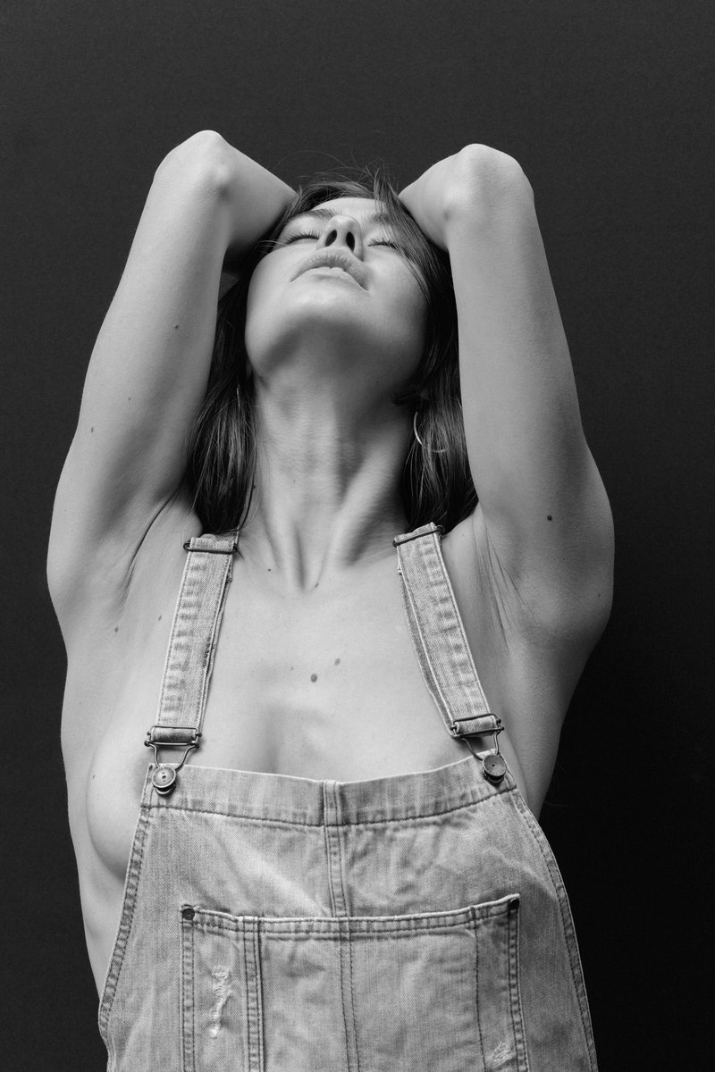 Via @rkamil_ 🤍🖤