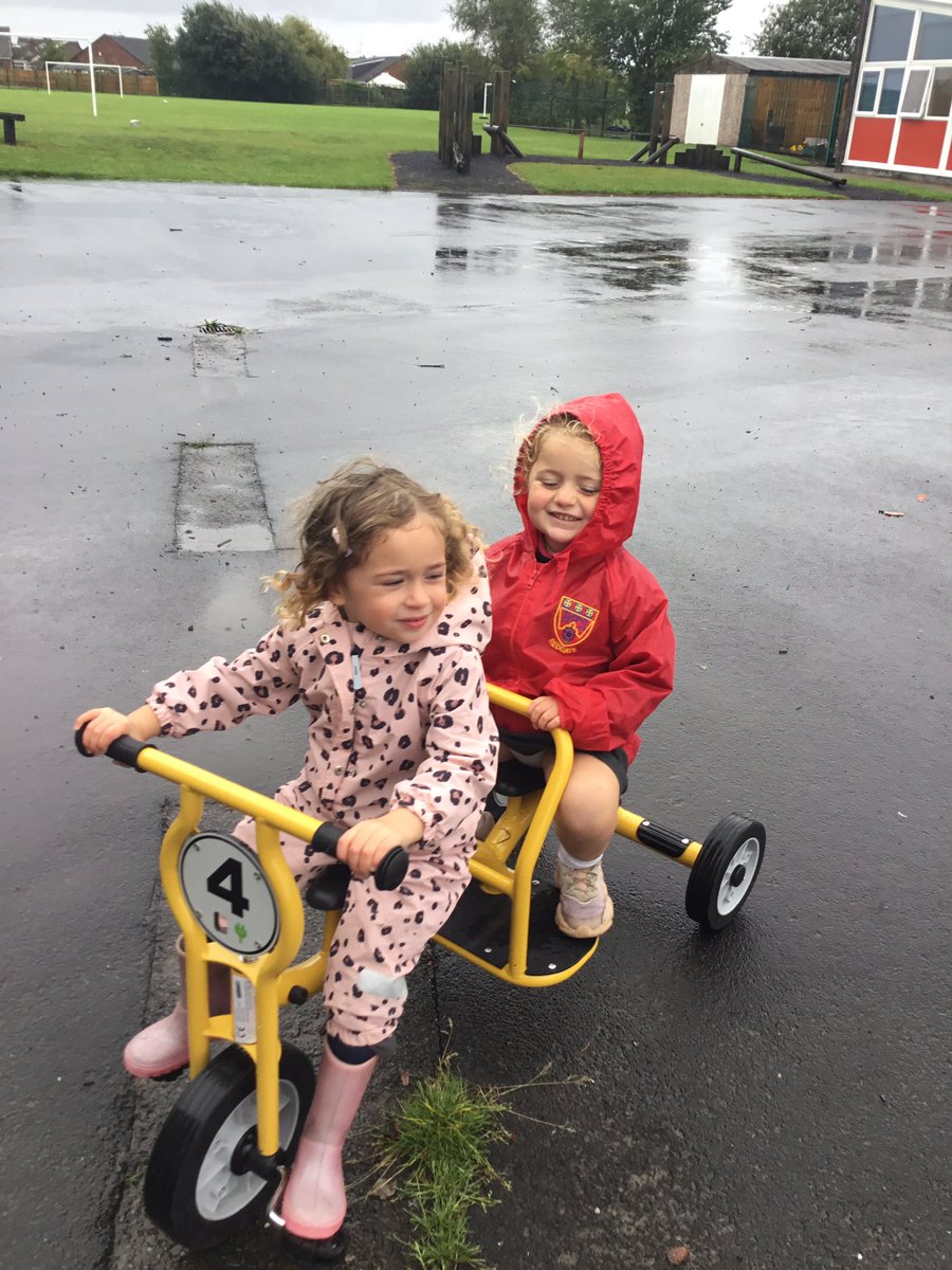 Little Squirrels at Redgate Primary School tweet media