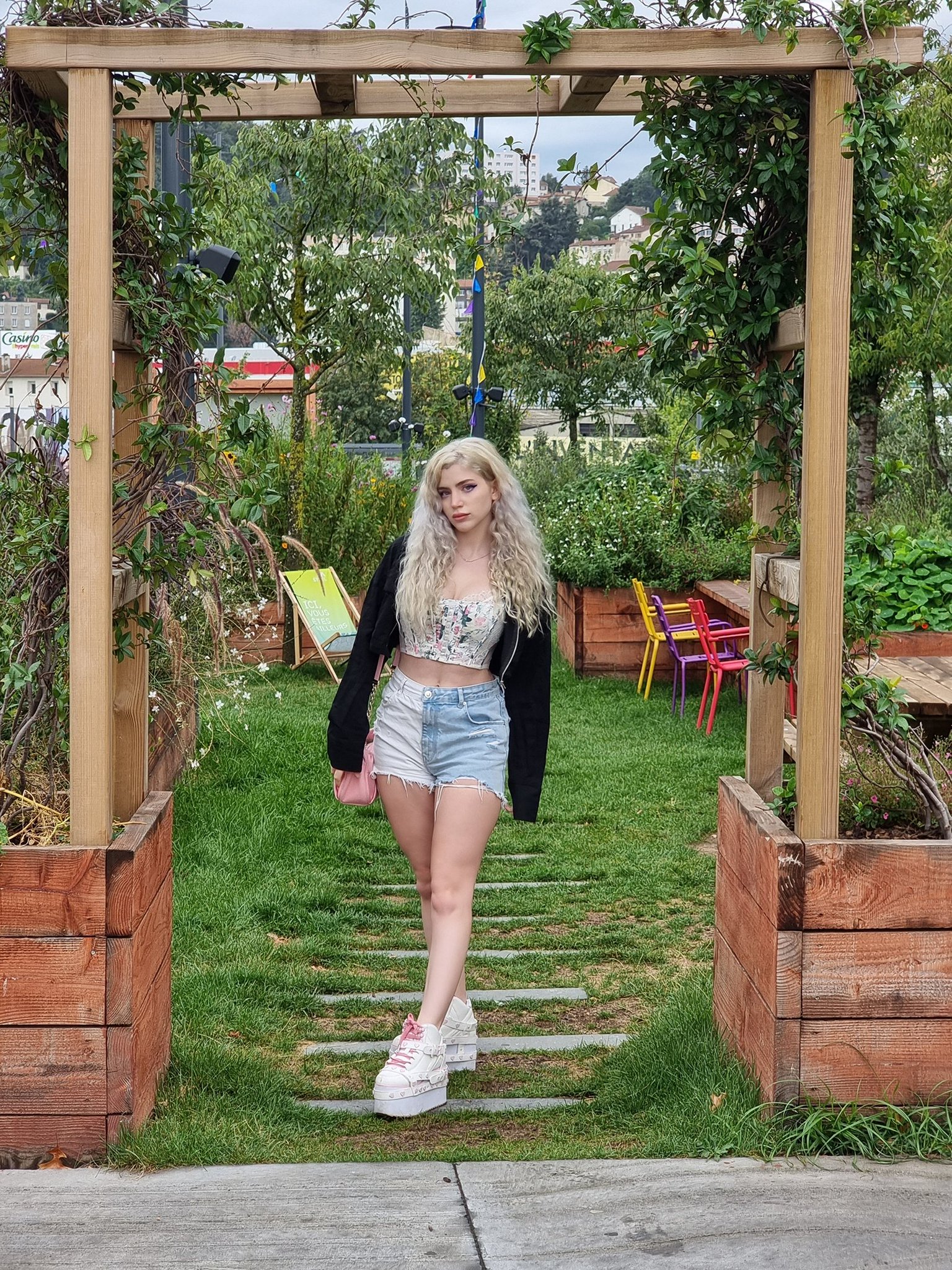 New hair 👩‍🦳 https://t.co/XV9ziWOwES