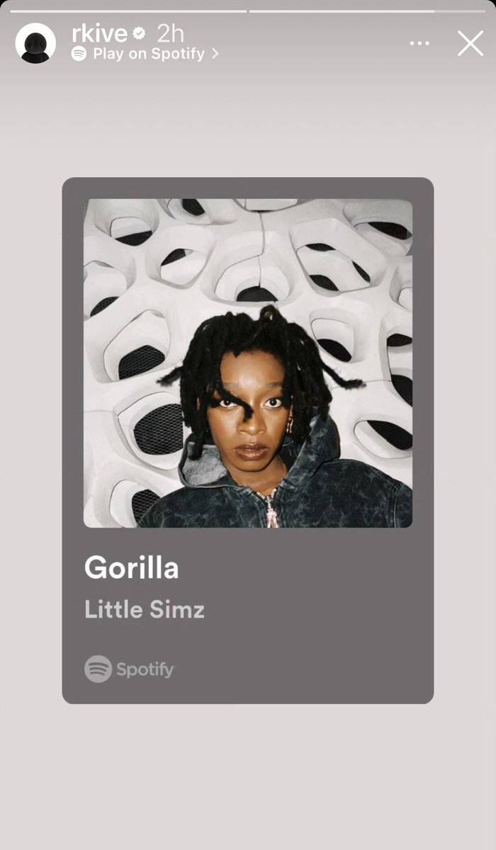 _autisticbokuto's tweet photo. THE WAY I SCREAMED?!?! WE ARE ONE STEP CLOSER TO RM x LITTLE SIMZ YALL IT CAN HAPPEN!!!! like them together on a track like introvert or selfish or who even cares oh the lyricism… how we gonna make this happen… https://t.co/jPfkFl4bzL