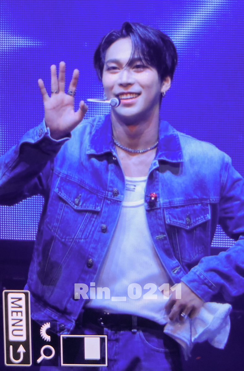 Rin___0211's tweet photo. 230917 PEAK TIME CONCERT YOUR TIME IN TAIPEI

#비에이이173 #BAE173 #준서 #JUNSEO https://t.co/6L2UKihTgV