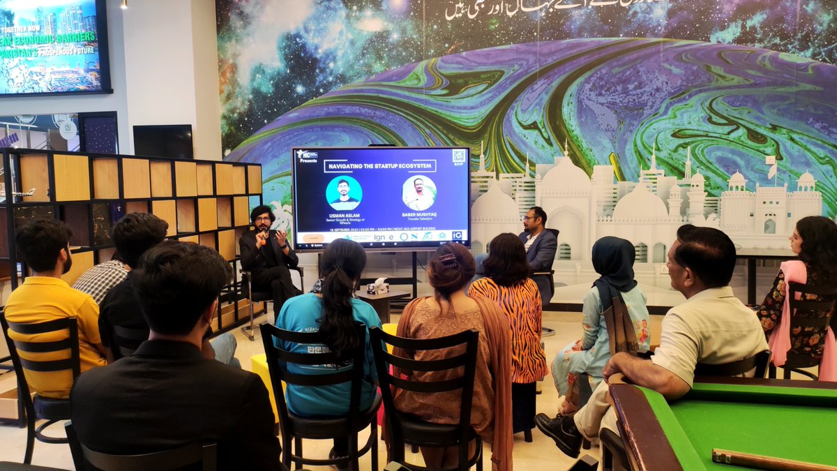 Fireside Chat | Navigating the Startup Ecosystem✈️🌟🚀
Sincere gratitude to Usman Aslam, Senior Growth & Strategy at 10Pearls, and Baber Mushtaq, Founder of Salezlytic, for sharing their insights on navigating the startup ecosystem.