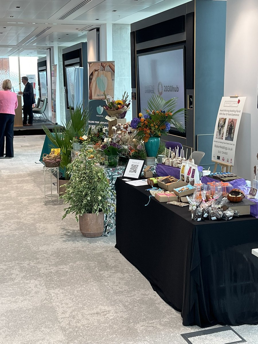 Hotel_Brian tweet media