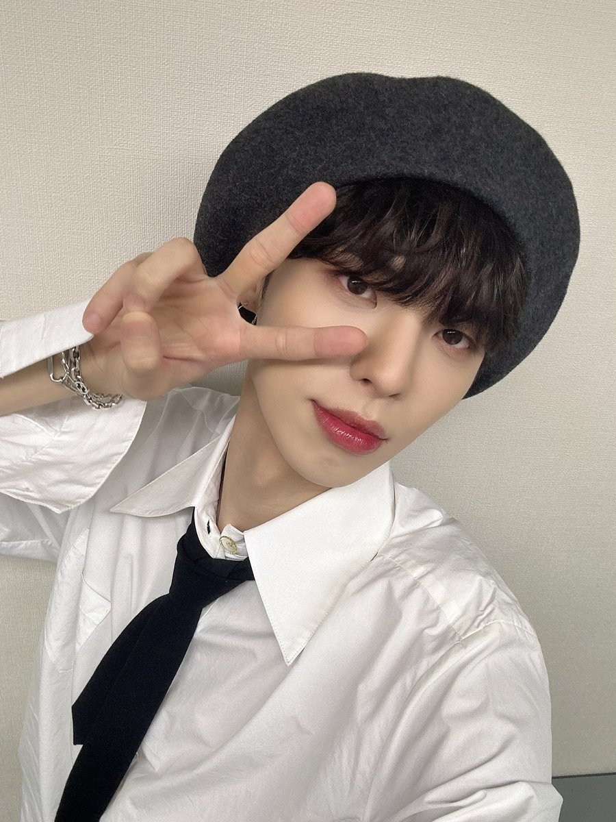 CIX_twt's tweet photo. 너무 재밌었당 헤헤💙

#CIX #FIX #BX #이병곤 #병곤 #평픽사💙 https://t.co/50uOFE8R2j