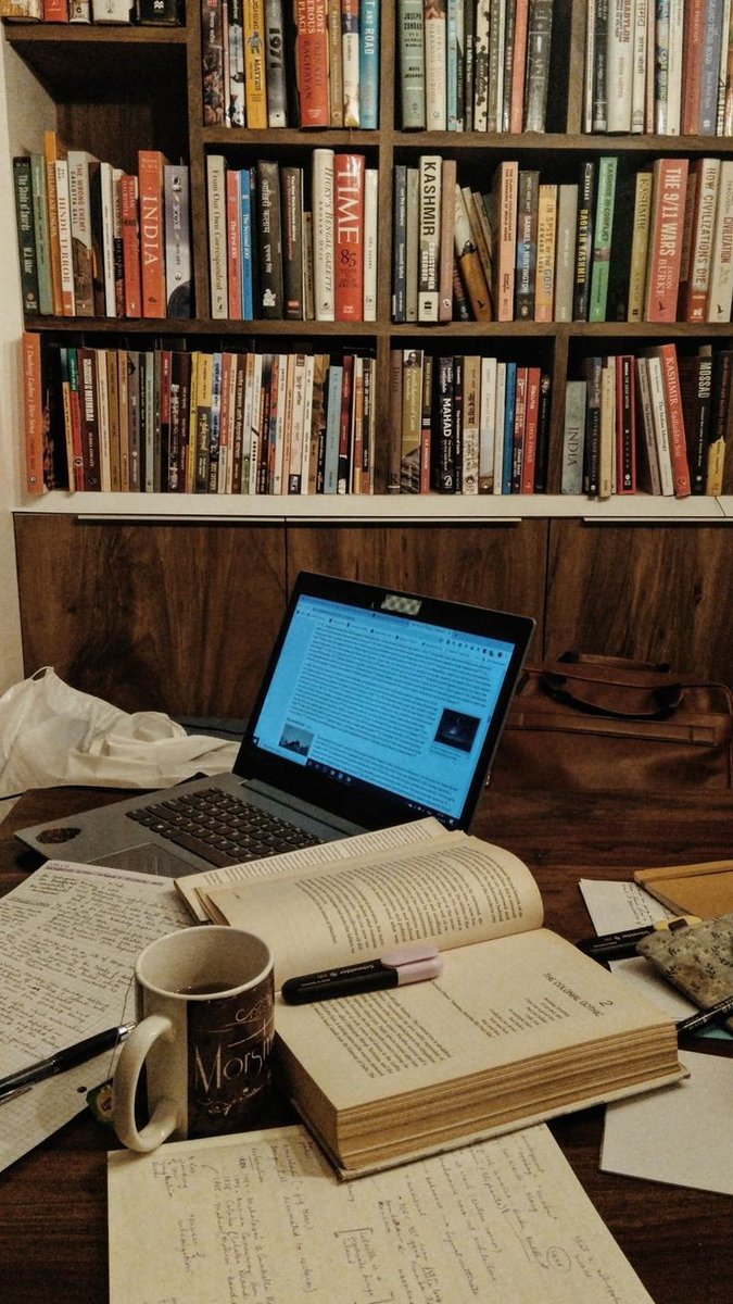 Marry_study's tweet image. #studytwt #study 

✨ meu nome é Mary ✨

- Vestibulanda e concurseira
- tentando entender exatas 😭
- bookstan