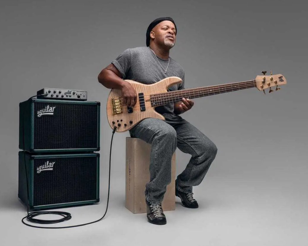 3. a 4. 10. máte jedinečnou možnost navštívit basové kliniky s Anthony Wellingtonem, který zahájí BASOVÝ TÝDEN v <a href="/kytarycz/">Kytary.cz</a>. 🎸Anthony má připravenou kliniku pro začátečníky a pak pro pokročilé, můžete si vybrat nebo si dát rovnou obě dvě. goout.net/en/kytarycz/vz…