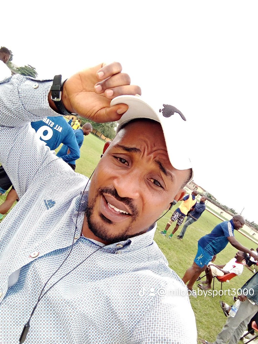 MilobabyD's tweet photo. @MilobabyD Milobaby Deen Sport Ambassador Ikorodu Kingdom, Omotoyosi Rasaqk Nigeria born,Benin Republic Ex international,Founder Ottasolo football club together we are at the Strong Tower Football field Ikorodu https://t.co/kbS74DoJTv