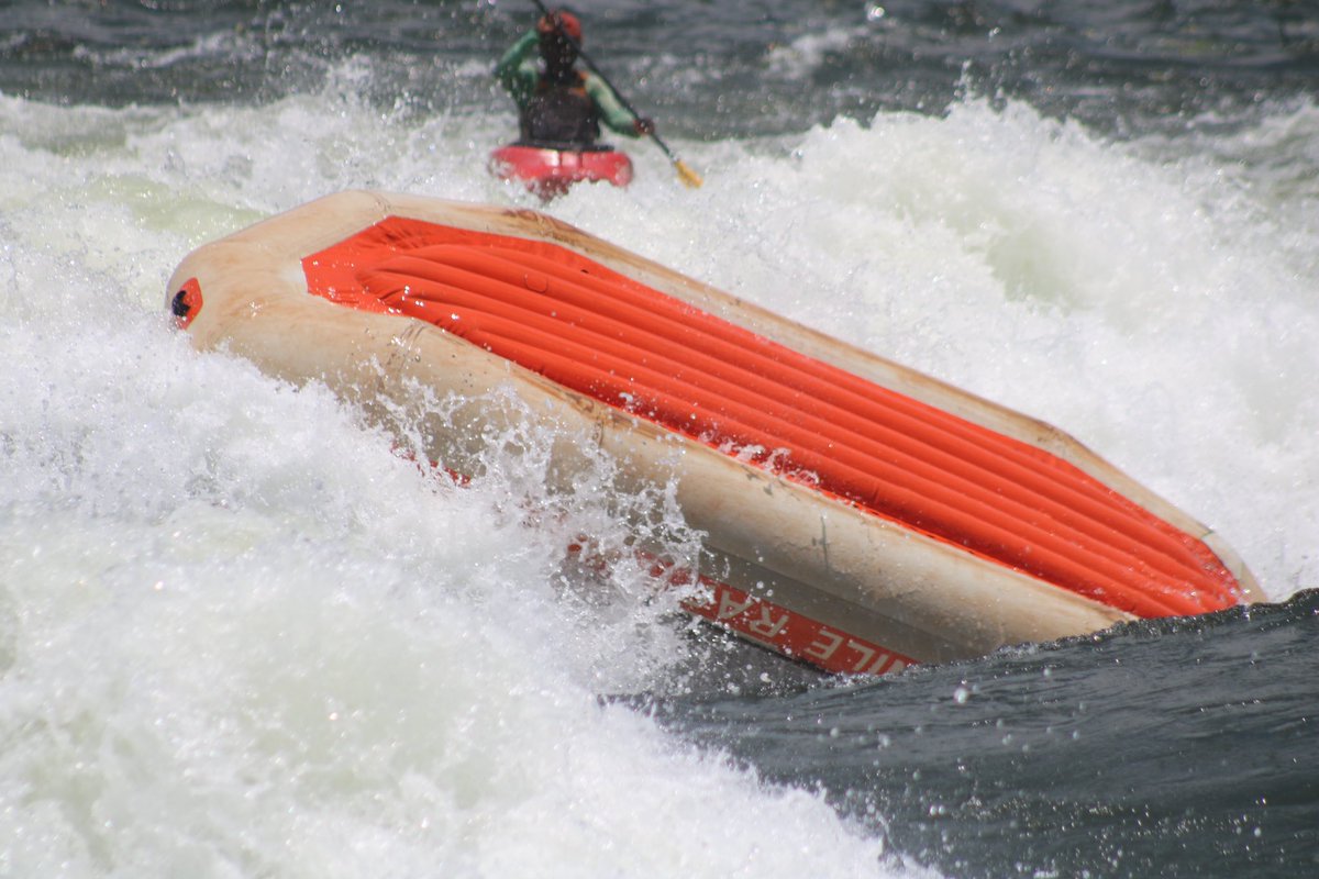 WhiteNileraftUG's tweet photo. Images taken 17/09/2023 BOOK A MEMORABLE ADVENTURE Today! #Grade5rafting #Grade5Extreme #Adventure #Grad3rafting #Uganda #kayaking #Riverboarding https://t.co/5wQPzFNjhI (0) 787 508 236 +256 702 468 286 https://t.co/44RsavYctE