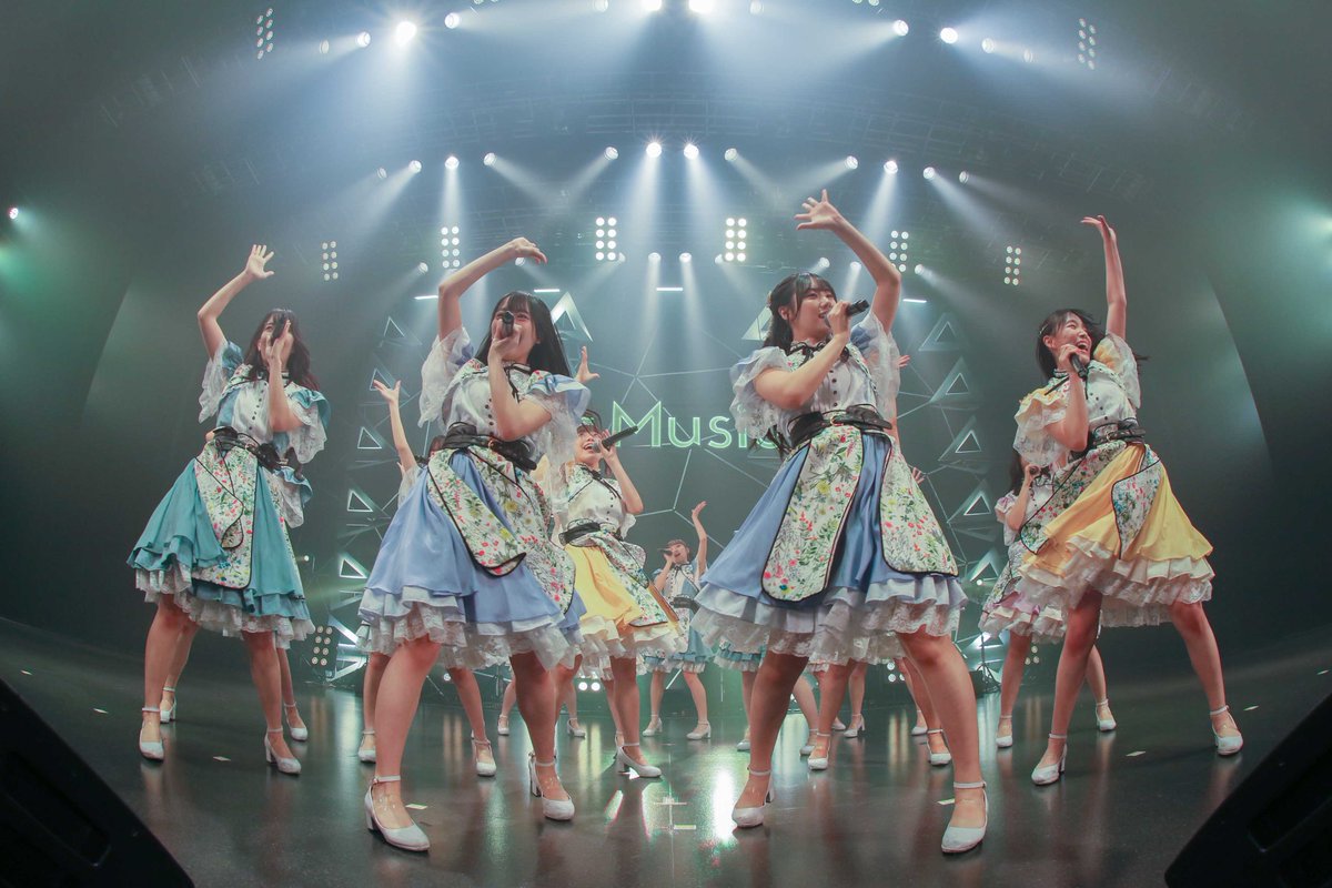 Fangfes0213's tweet photo. ／

　「Fang Music Fes #02」
　　会場の様子をお届け✉️

＼

STU48 さん(@STU48_official_ )のステージを
ちょっとだけお見せしちゃいます🍁

あれ…？アンコールで
あの方が飛び入り参加？！

#ファングフェス #STU48 https://t.co/RQ8LKhgNoe