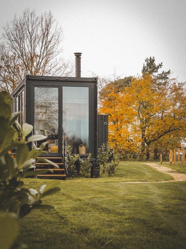 the BOX BNB tweet media