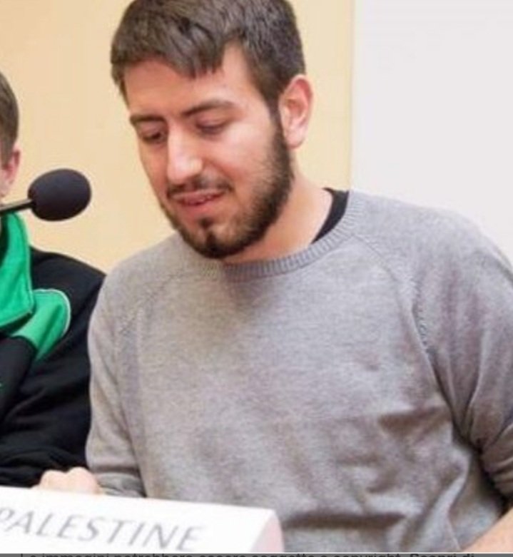 gianlucamart1's tweet photo. Cosa è accaduto al cittadino italiano Khaled El Qaisi?
Questa è la mia opinione.
Innanzitutto Khaled non è stato arrestato in Israele ma in Palestina e portato con la forza in quel paese.
Fatto di una gravità inaudita in quanto trattasi di sequestro di persona e deportazione.👇 https://t.co/9K0JWf7tej