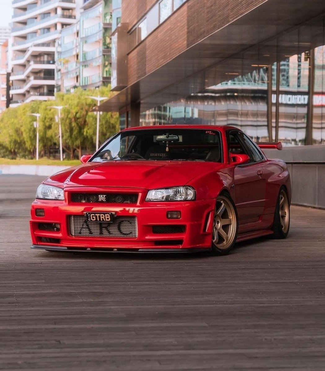DailyGTRTM's tweet photo. Red Nissan GTR-R34 Skyline 🔴 https://t.co/cMNJXQBQ1z