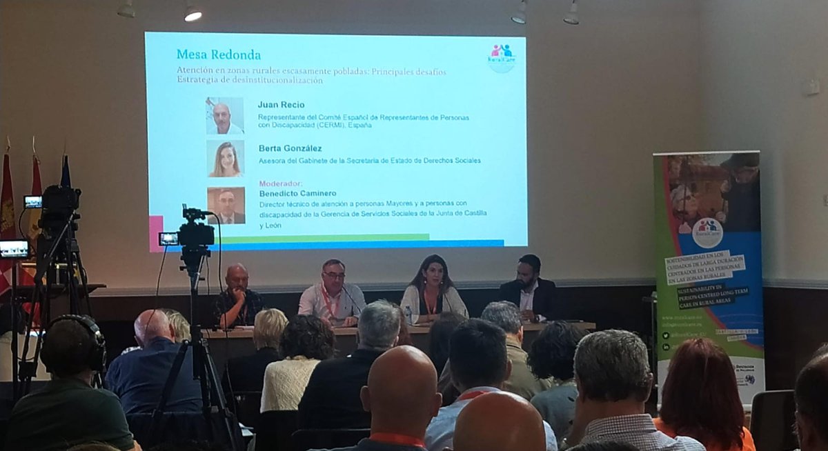 Round Table: Juan Recio, CEMIR and Berta Gonzalez, Cabinet of the Secretary of State for Social Rights, tell us about the main challenges of care in sparsely populated rural areas and about the Spanish long-term care strategy. <a href="/RuralCare_EU/">RuralCare</a> , <a href="/ESNsocial/">European Social Network</a>.