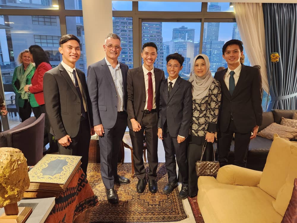 Congratulations <a href="/DGHisham/">Noor Hisham Abdullah</a> on receiving the Order of Rio Branco, as a Grand Officer from <a href="/brasembkl/">Embassy of Brazil in Kuala Lumpur and Brunei</a> . This prestigious honor, named after Brazilian diplomat - José Paranhos, Baron of Rio Branco - is awarded for remarkable contributions.