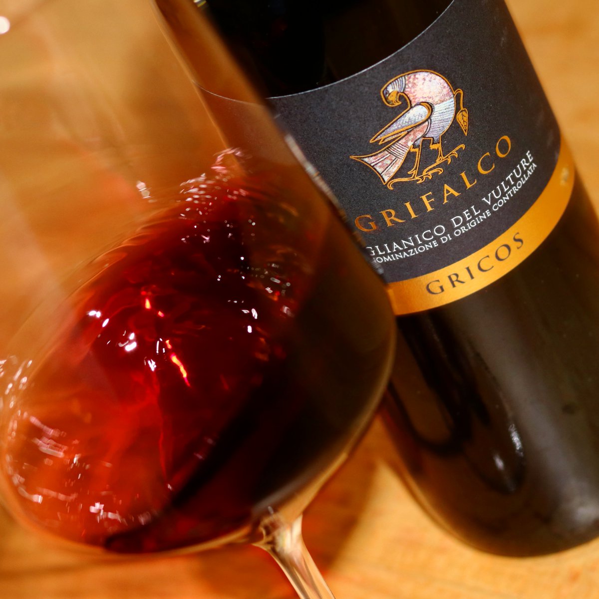MerzSapori's tweet photo. #Gricos Aglianico del Vulture DOC - Grifalco della Lucania, unser Tipp aus der #Basilikata https://t.co/GKJR7k54ZH #weinausitalien #wein https://t.co/EK8vjndFPP