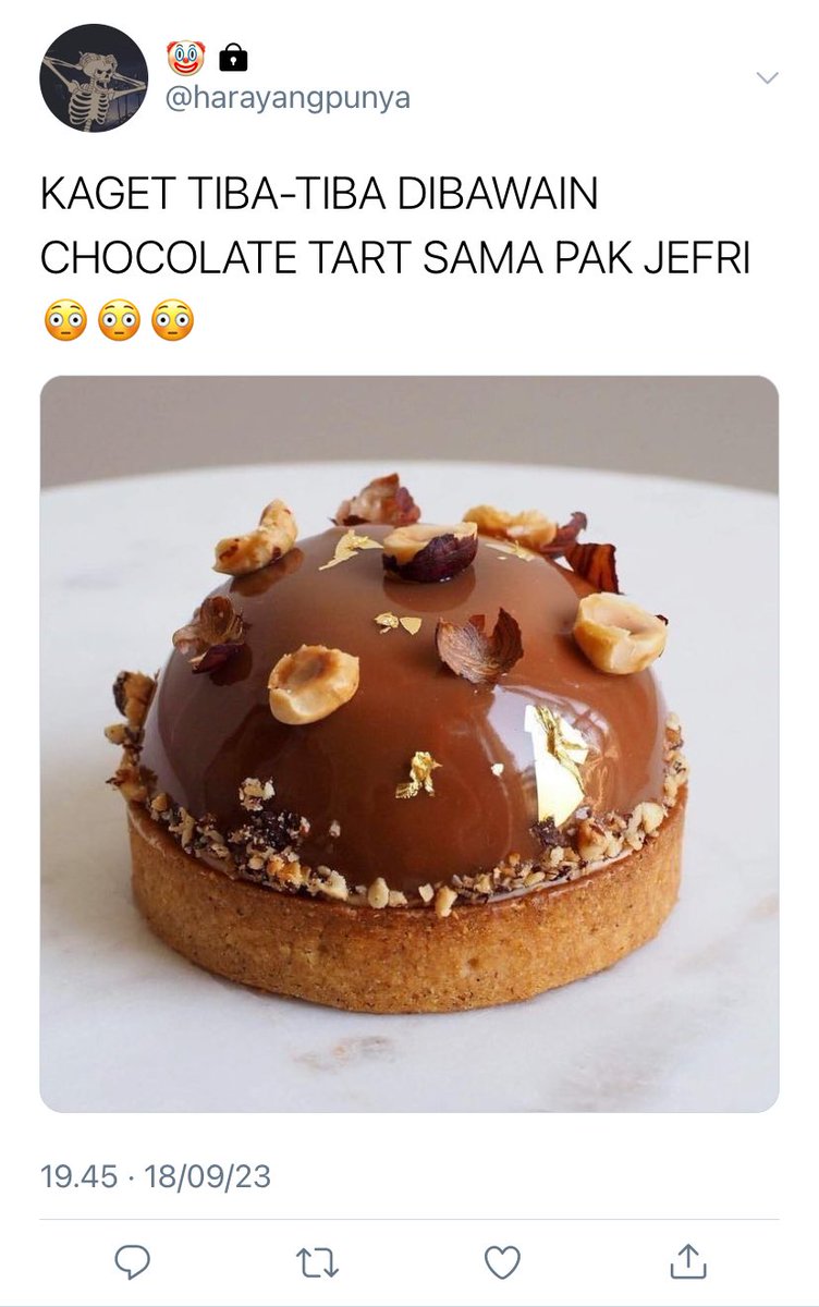 vocedeelion's tweet photo. Pertarungan antara kue cokelat

—markhyuck few tweets AU

MK as Aruna (29 y.o)
HC as Hara (21 y.o)

• marriage life | age gap | backstreet • https://t.co/62fKrJvUqi