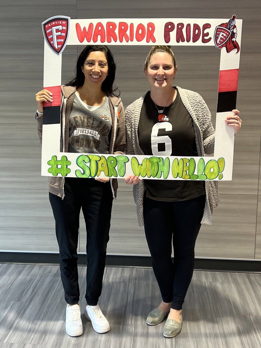 Mauni & Megan tweet media