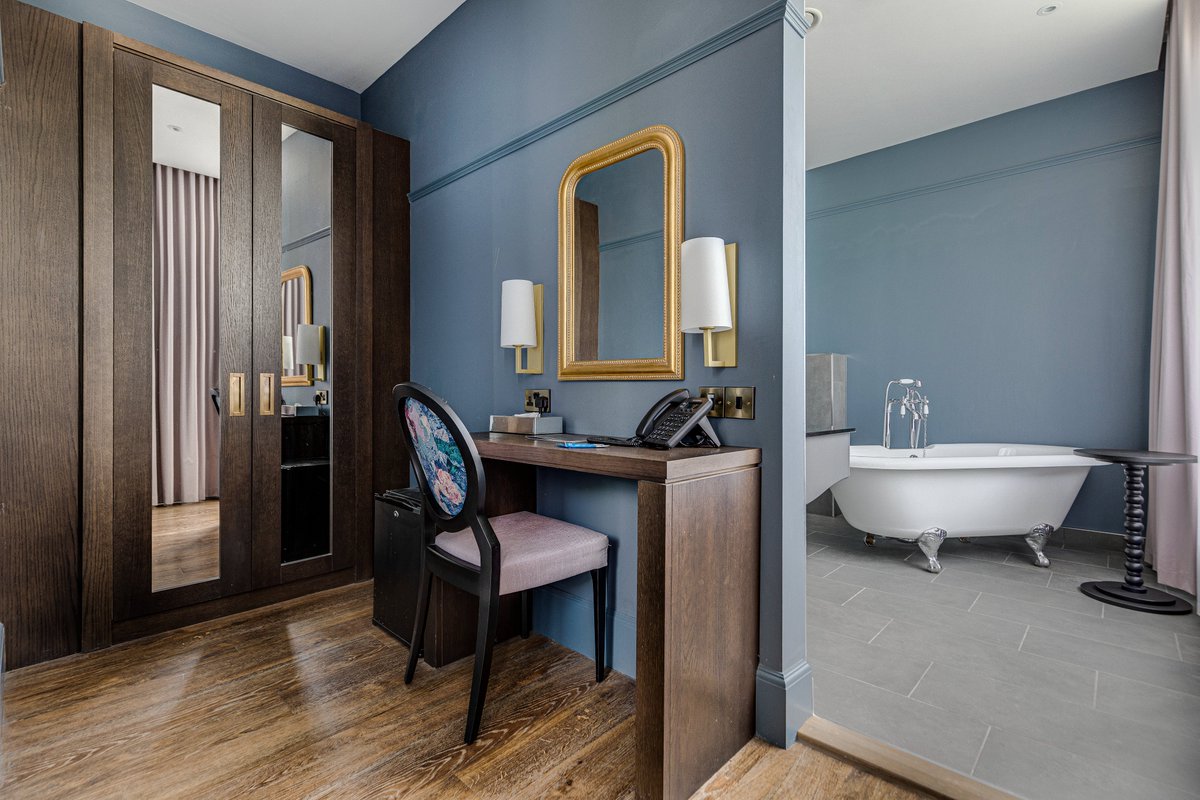 St Martins Lodge Leicester tweet media