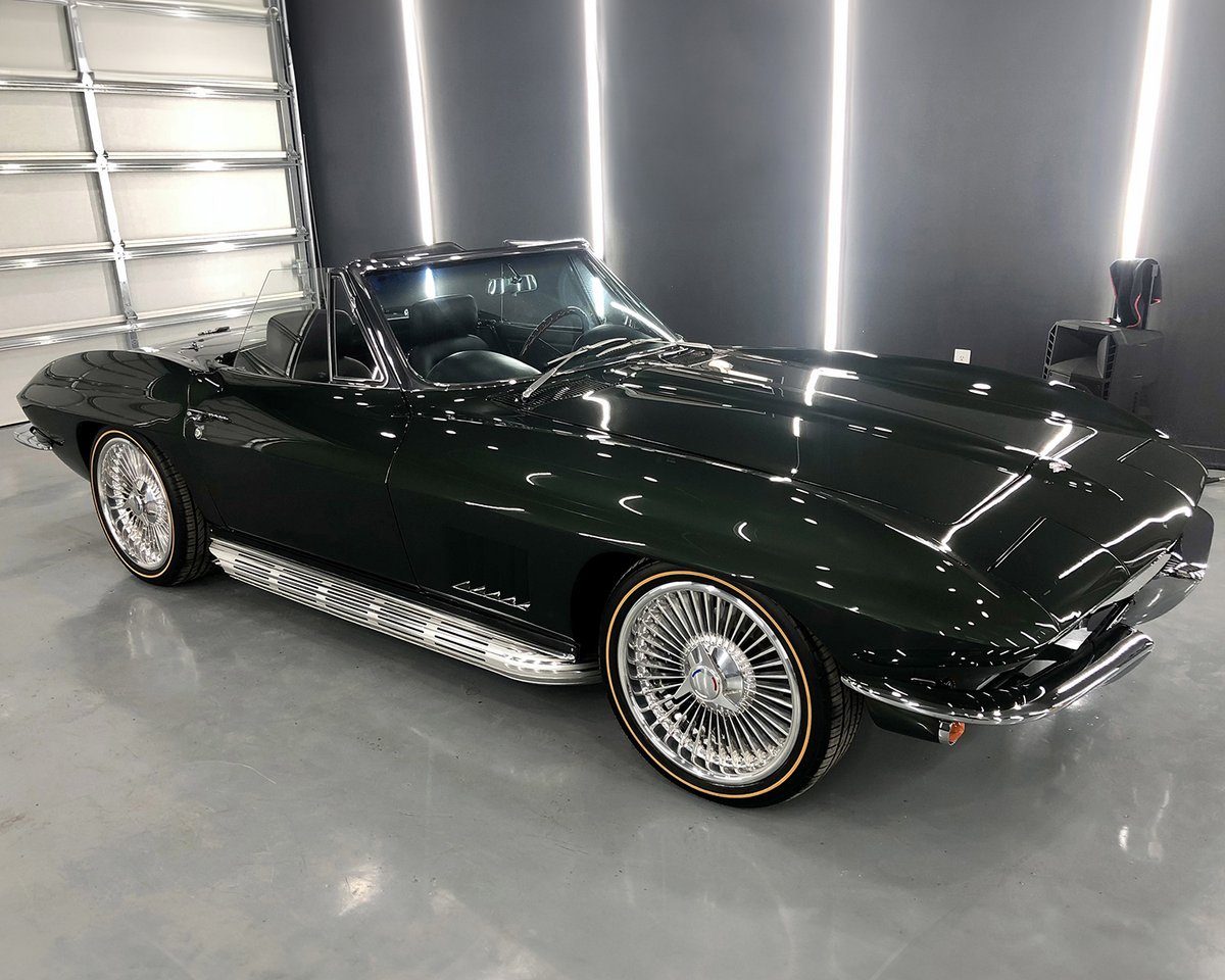 Barrett_Jackson's tweet image. Matching-numbers power! This rotisserie nut-and-bolt restored custom 1967 @chevrolet #Corvette is powered by the original #matchingnumbers 327ci engine with Holley fuel injection paired with a #TREMEC TKX 5-speed manual transmission.