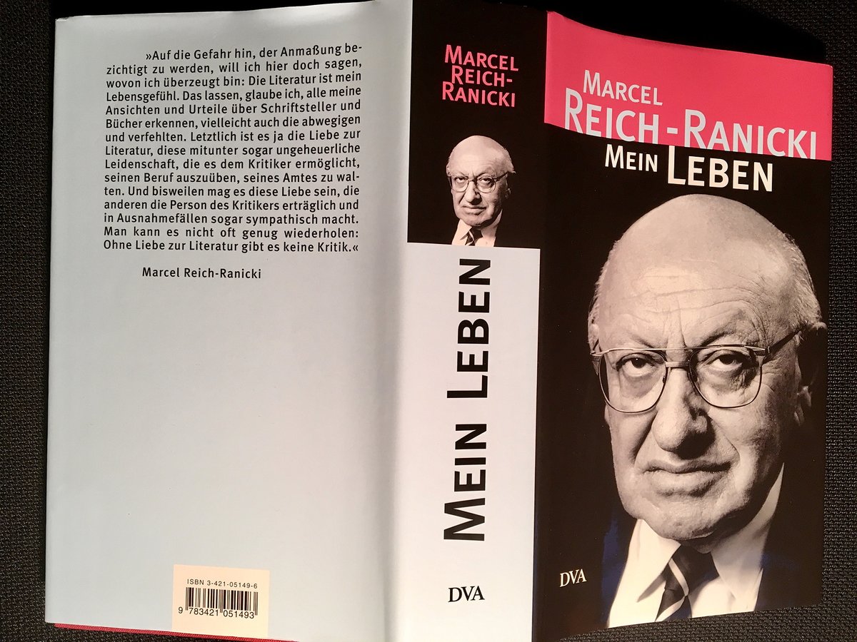 Ich wollte, wie jeder Kritiker, erziehen, doch nicht etwa die Schriftsteller – einen Schriftsteller, der sich erziehen läßt, lohnt es sich nicht zu erziehen. Ich hatte vielmehr das Publikum im Auge, die Leser.

Marcel Reich-Ranicki (2. Juni 1920 – 18. September 2013): Mein Leben