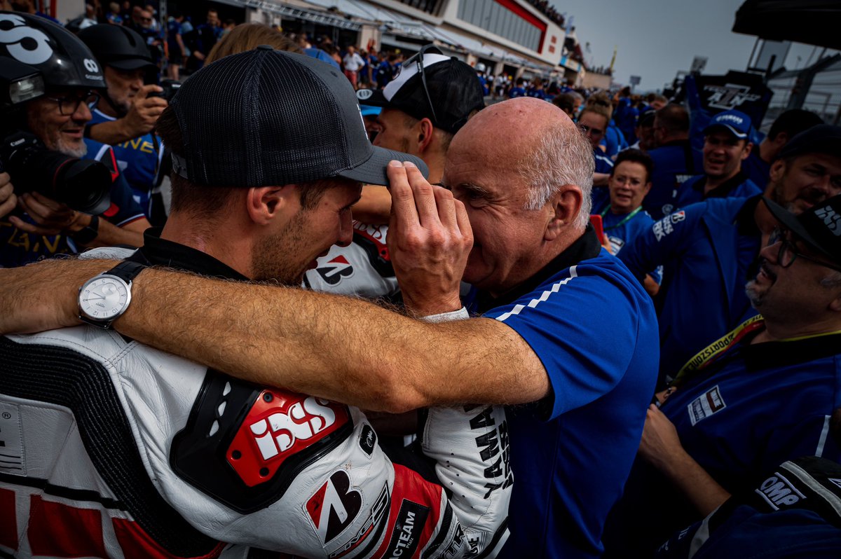 MarvinFritz7's tweet photo. ♛ WORLD CHAMPIONS !!! 🌎🥇

What a season, what a final!
A big thanks to all the YART team, my incredible team mates Karel Hanika, Niccolò Canepa, Robin Mulhauser, all the Yamaha Racing family, Bridgestone, all my friends, sponsors &amp; specially to all my family and my girlfriend! https://t.co/a8Xgf0mRg9