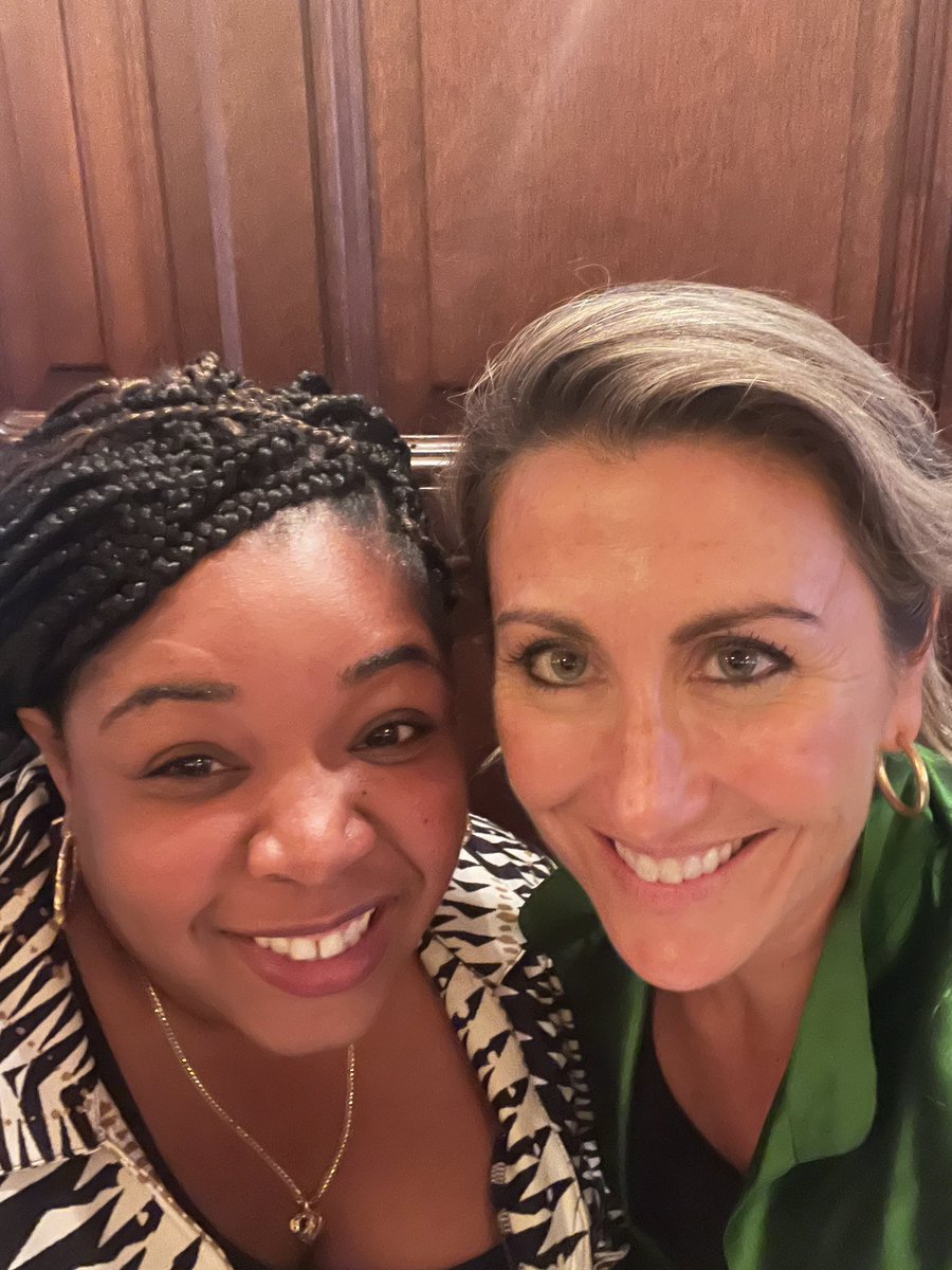 Great to catch up today with Johára Tucker, Chief of Equity and Belonging at @daltonschool & one of my former high school students at @PeddieSchool! Johára is brilliant & bold leader in our independent school community, and I’m excited to see her good work here in NYC! @NYSAIS