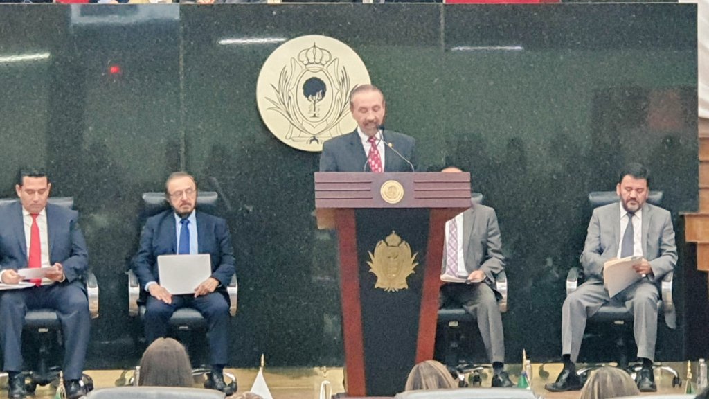 SMI_Nacional_'s tweet photo. Acompaña nuestro Presidente Nacional CEN SMI @JOSMARMAT al Secretario General de Gobierno @HectorVelaV en su comparesencia como parte de la glosa del 1er. Informe de gobierno del gobernador @EVillegasV . #OrgulloSMI #SoñarEnGrandeCumplirEnGrande @SMI_CDE_Durango @guillermoadamec https://t.co/ERslE0wePG