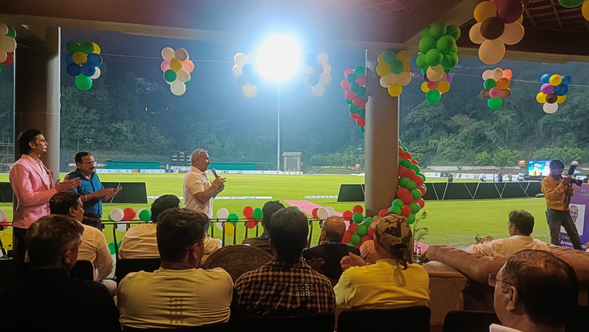 TheArvindPandey's tweet photo. उत्तराखण्ड के समस्त क्रिकेट खिलाड़ियों के उज्जवल भविष्य की कामना करता हूँ।

भव्य स्वागत सम्मान हेतु आप सभी का सह्रदय धन्यवाद !

प्रदेश में प्रतिभावानों को आगे लाने के लिए इस शानदार खेल के आयोजन हेतु क्रिकेट एसोसिएशन ऑफ उत्तराखण्ड एवं समस्त सहयोगियों को सह्रदय साधुवाद !

#WUPL https://t.co/4jvomkZ4bK