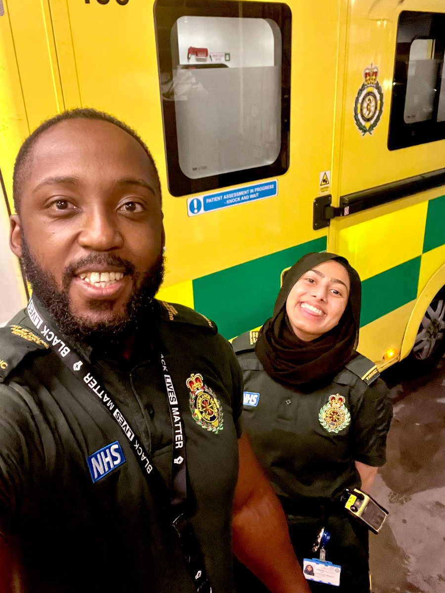First shift with my sis and new preceptee 🚑 🧕🏽🙋🏿‍♂️
The future is bright alhamdulillah 🤲🏿 @EastEnglandAmb #TeamEEAST