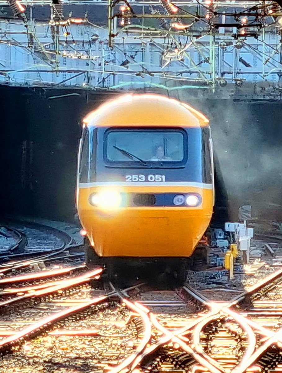 The 'Heart-Line' will, sadly, never be the same again.

Farewell to the CrossCountry HST - 1982-2023.