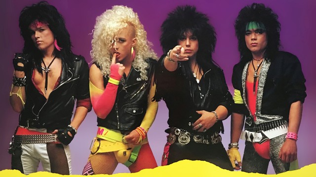 Tully's tweet photo. New #TullyShow!
Author Ben Merlis joins me for an extensive (almost two hours!) look the forgotten music recorded by hair metal bands in the post-Nirvana mid 90's world.
Warrant! Def Leppard! The handsome young gentlemen below! And MORE!
Listen wherever you pod. https://t.co/fL4NMteIRX