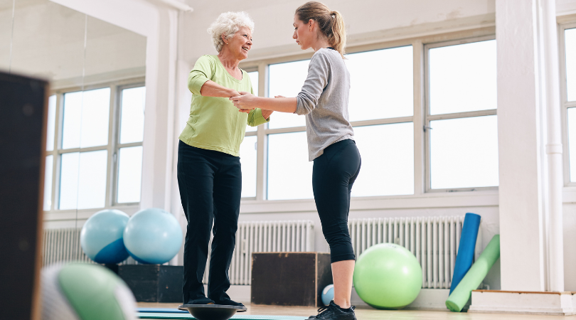 USFitProReg's tweet photo. During #FallsPreventionAwarenessWeek, we recognize the role registered exercise professionals can play in helping older adults build the stability, strength, and flexibility needed to prevent falls. #USREPS #Exerciseprofessionals https://t.co/rxFaebgXG3 https://t.co/VcPW3ivjzj