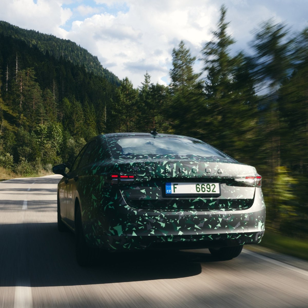 A new Škoda Superb is coming, featuring more space, style and efficiency. ⏳

Are you excited for the latest Superb? #Skoda #Superb
