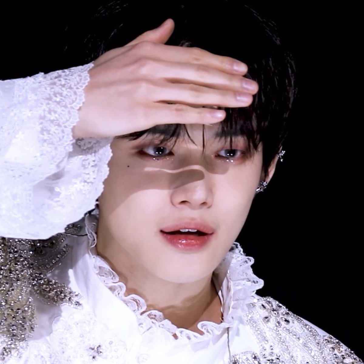 hourlyjunie's tweet image. pretty