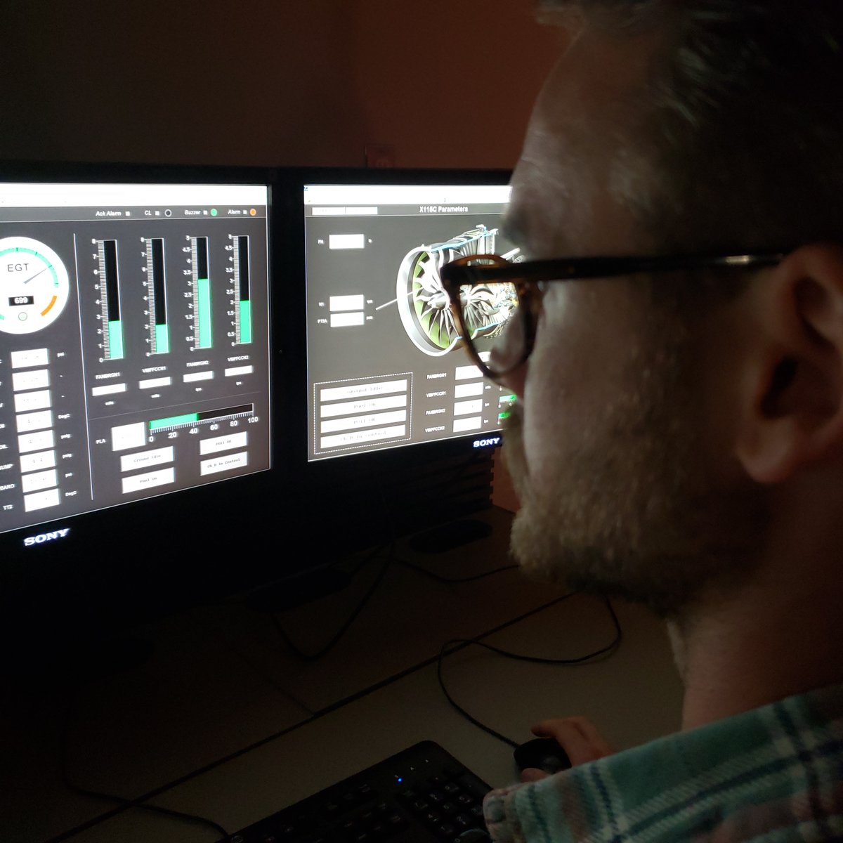 MDS_Global's tweet photo. Unlock the power of data with nxDAS, our cutting-edge Data Acquisition System. Designed by test cell operators for operators, our DAS solutions offer precision, reliability, and scalability. 

Learn more: https://t.co/XJCi1KlMBg https://t.co/eZlGwgrdXt