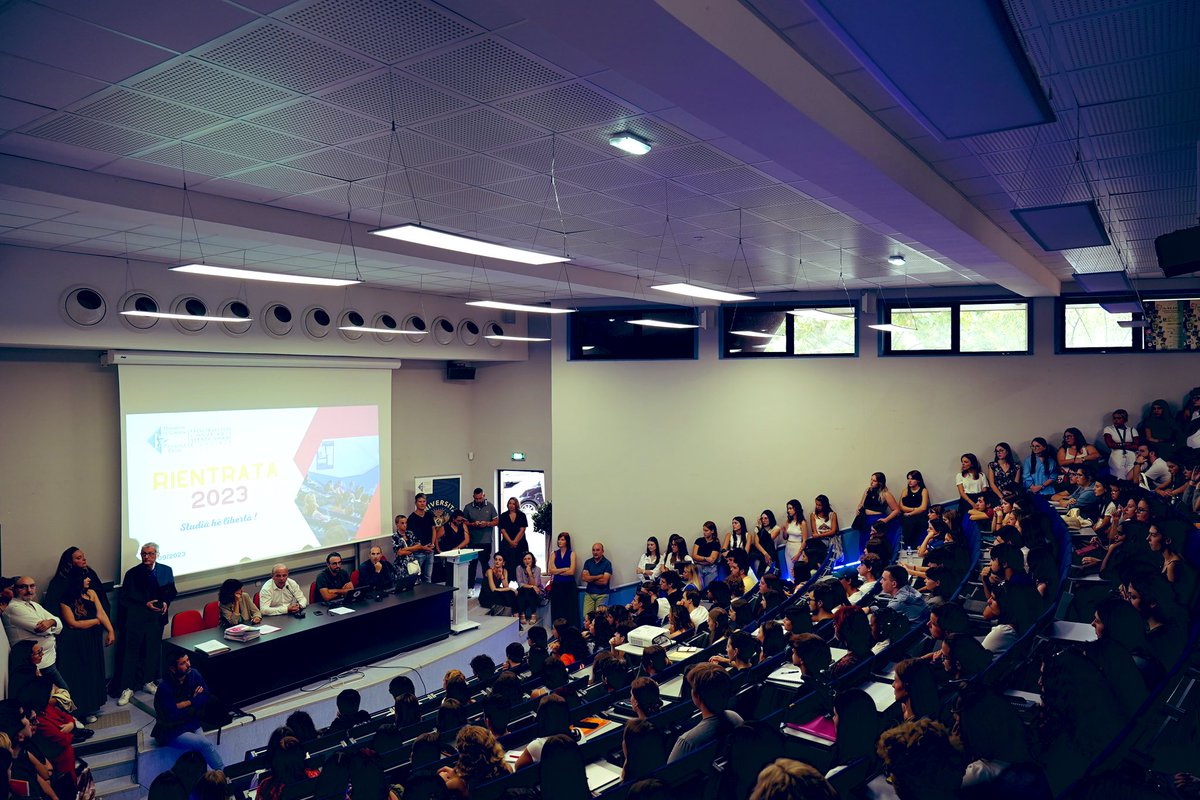 FLLASHS's tweet photo. 📷 #Rientrata2023
O chì piacè di ritruvà sta ghjuventù per a rientrata di a #FLLASHS ! Siate tutte è tutti i benvenuti à @univcorse ! #StudiàHèLibertà
https://t.co/TVcAvAAbtf https://t.co/5P4ifE9rRc