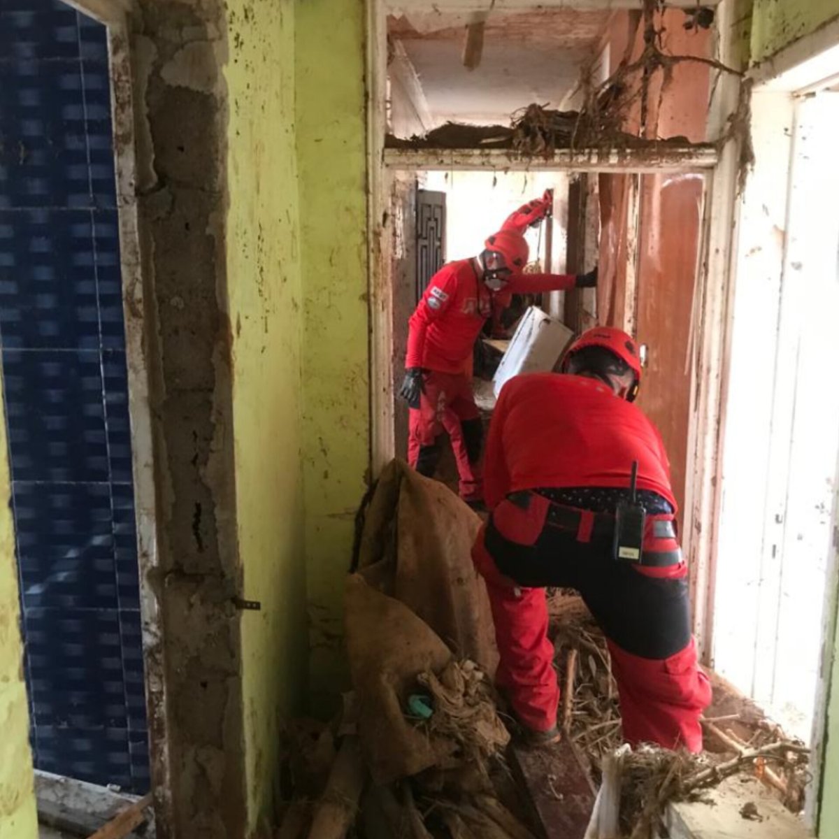 AKUTAssociation's tweet photo. #AKUToperation Our team continues search and rescue operations on the seventh day of the flood in Libya.
#flood #LibyaSel #floodLibya https://t.co/kiB4BPBfPm