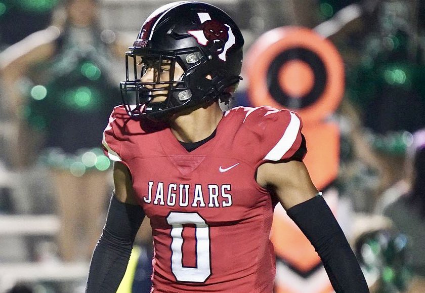 Talented 2026 safety Markel Ford talks #Sooners offer, recent OU visit “The safeties coach, I feel like we had a connection off the jump. It was almost like we've been knowing each other.' More from the @HornJagsRecruit star🔗: 247sports.com/college/oklaho…