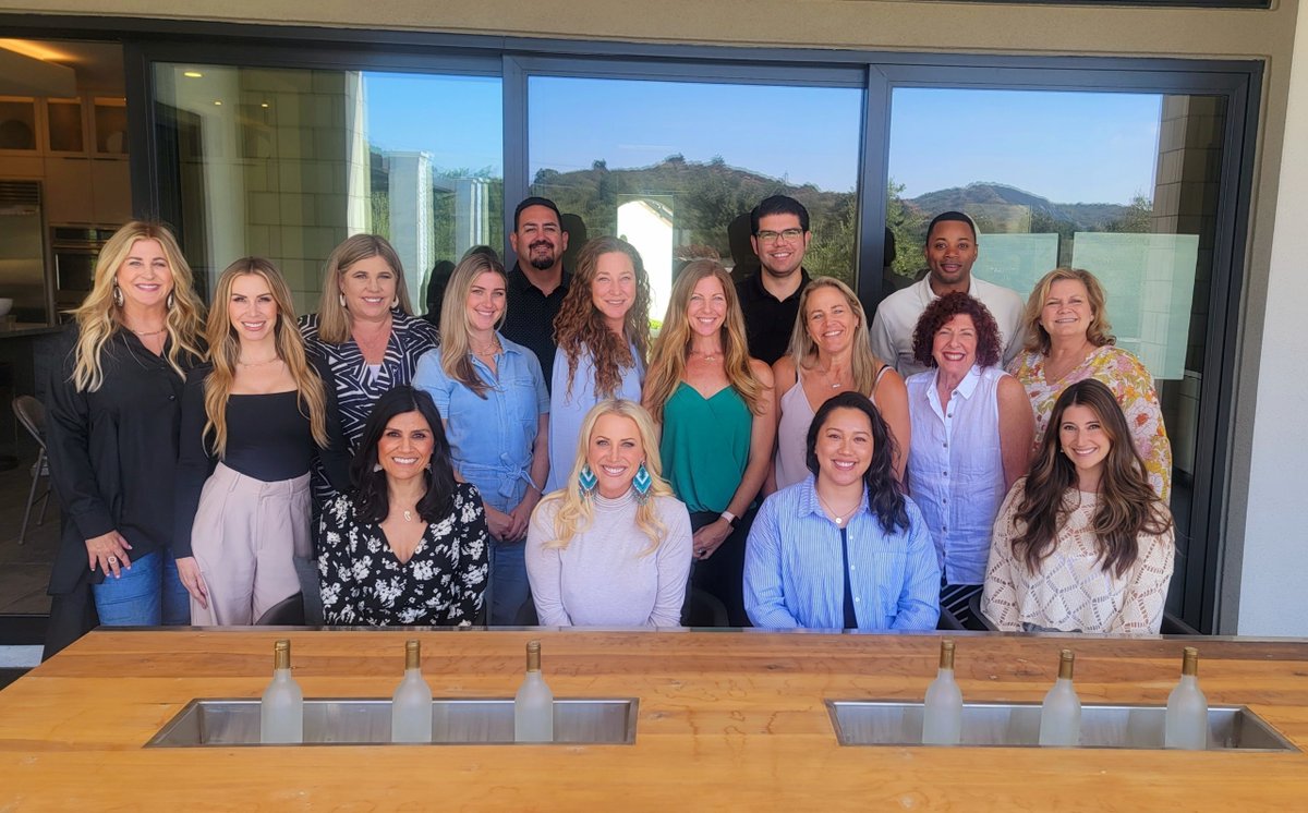 BIASC's tweet image. 2024 is just around the corner...our Greater Sales + Marketing Council met last Friday to plan and strategize for the upcoming year. 📅 Learn more about GSMC by visiting greatersmc.com. Thank you to @TriPointeHomes for hosting this meeting. #BIASC #GSMC #Councils