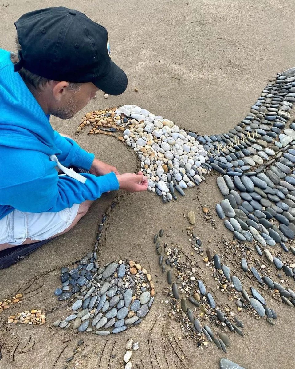 artwork_in_studio tweet media