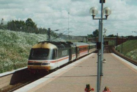 nb_Snowgoose's tweet image. With the last ever Cross Country High Speed Train working today I recall the incredibly silly substitution of a Class 158 with a 2+2 HST (43078 + 080) on an Edinburgh to Manchester Airport service in 1997.

It left the station "quite spritely" to say the least 😂

#HST #riphst