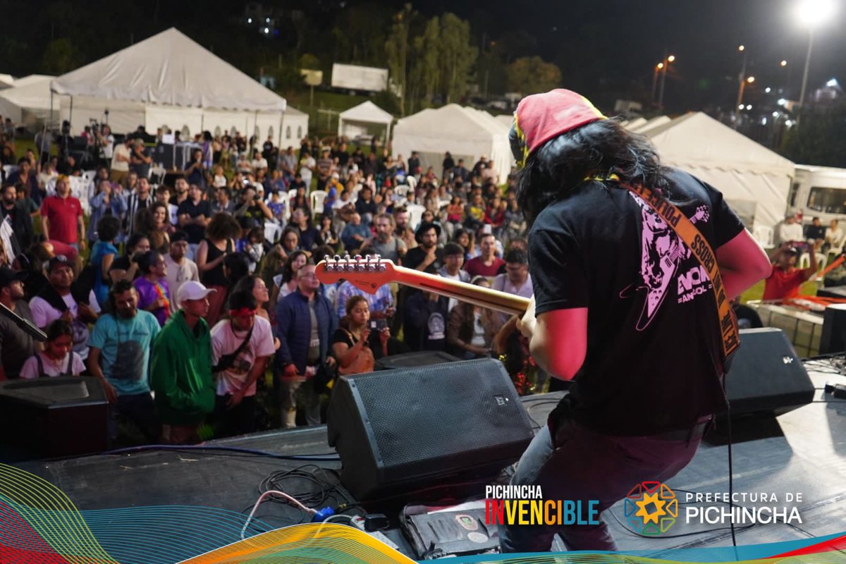 PichinchaGob's tweet photo. Cine 🎬, música 🎶, arte 🎭, ferias agroecológicas 👩🏻🌾👨🏻🌾, emprendimientos y más actividades formaron parte del 6to Festival del Chocó Andino #Chocofest 2023 👍😀 https://t.co/teZ5l96KzP