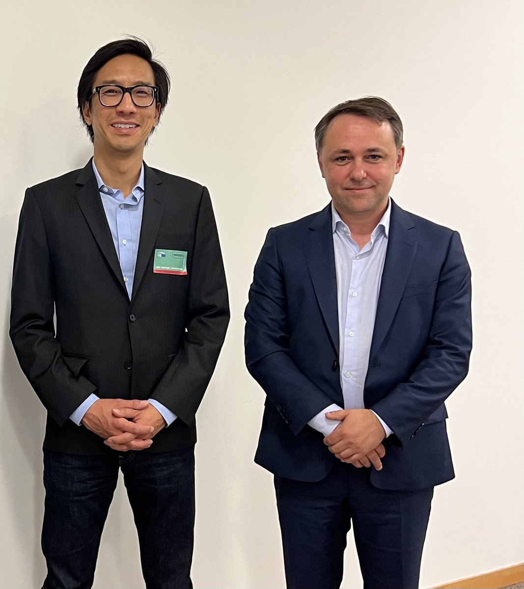 AlinMituta's tweet image. Had a very good talk today with Mr. Lau, VP of @Tesla. We talked about the implementation of the #DataAct &amp;amp; ways in which we can open up the data market while ensuring a high level of security and protection of trade secrets.
