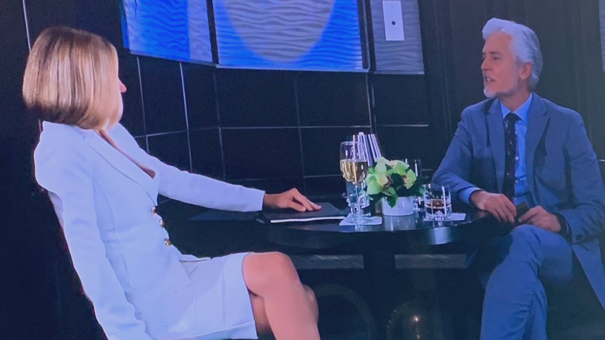 onelifetobitch's tweet photo. My opinion of the writing aside, it really is great to see KDP on my screen, especially as Blair who I know she holds very dear to her heart. You can just tell how much she loves this character and working. #BlairDay #BlairIsBack #WeLoveBlair #TeamKDP #KDP30 #OLTL #GH https://t.co/EgSEVlS0tQ