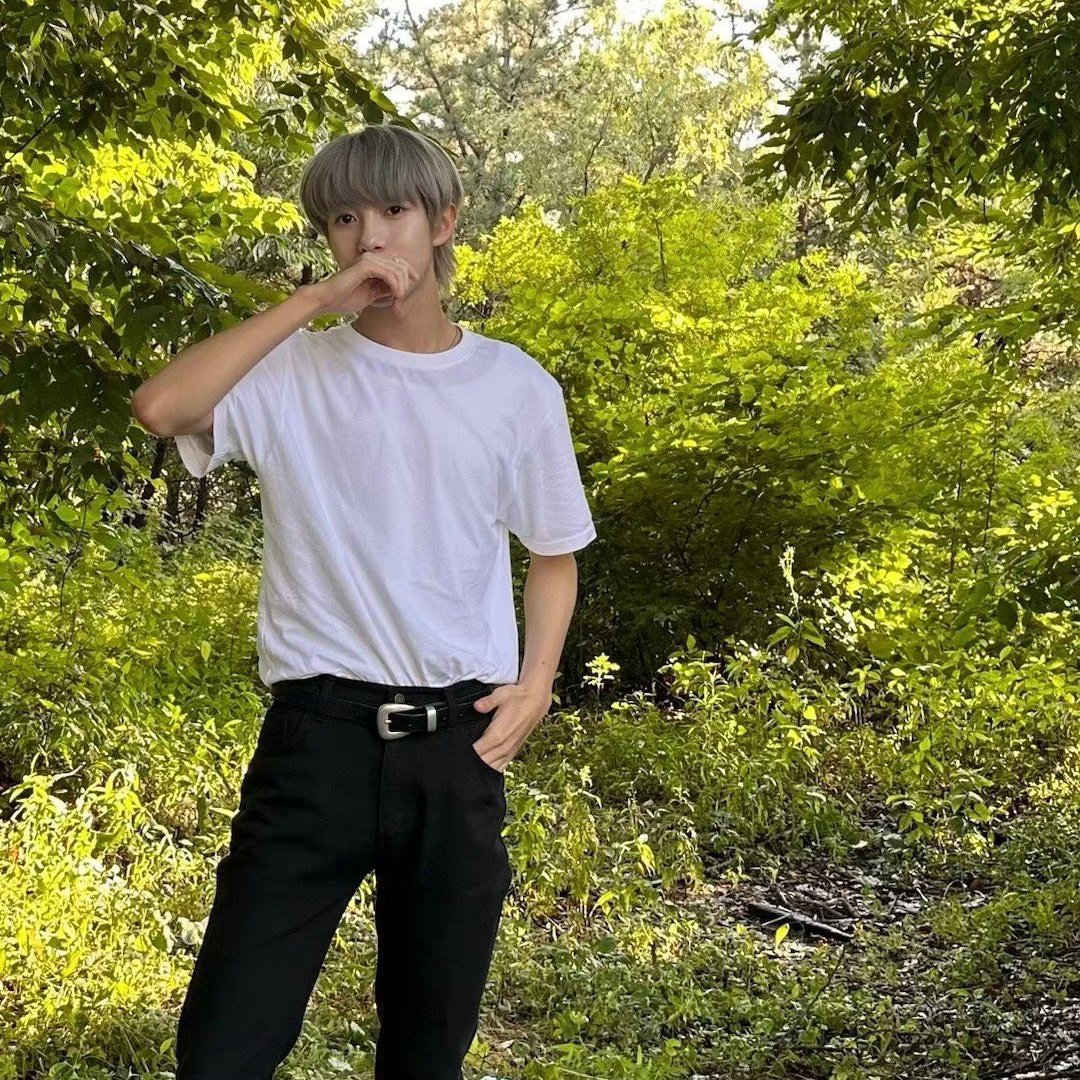 RJSHLOOK's tweet image. 🤍🍃