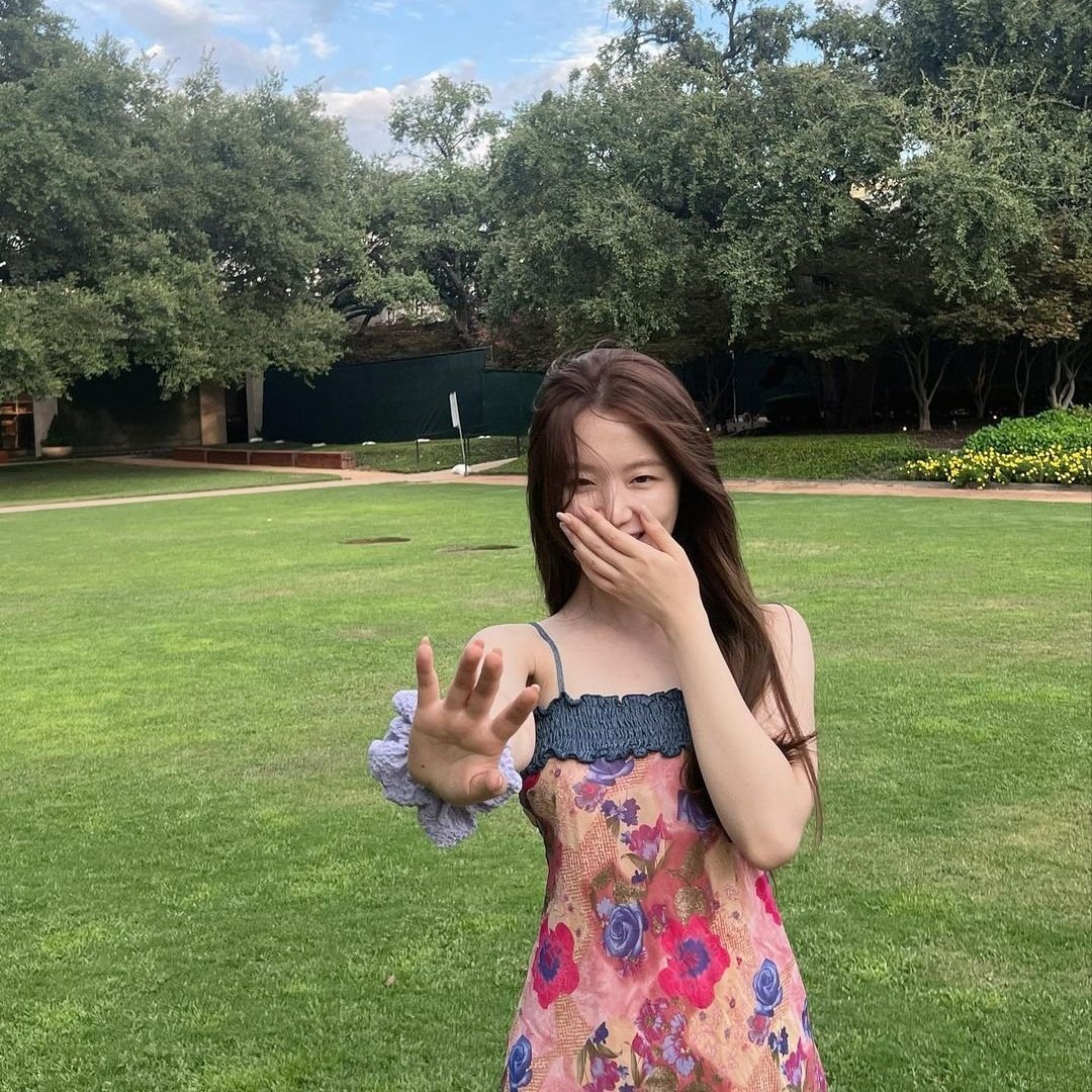 RJSHLOOK's tweet image. 🤍🍃