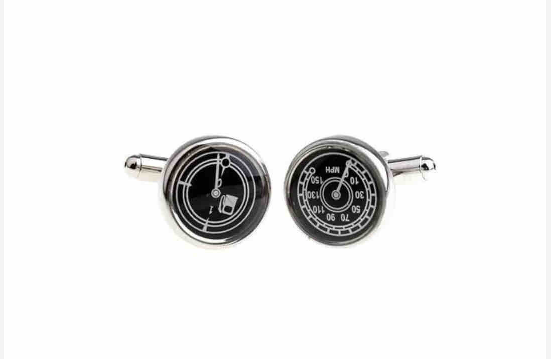 rexcessories's tweet photo. Don’t Get Gassed
-
-
-Shop Accessories Fit For Kings at https://t.co/CXFLTHt8D4 

#MensFashion #MenAccessories #BlackOwnedBusiness #Cufflinks #Fashion 

https://t.co/zn16kkvDVW https://t.co/hQfMtJISnt