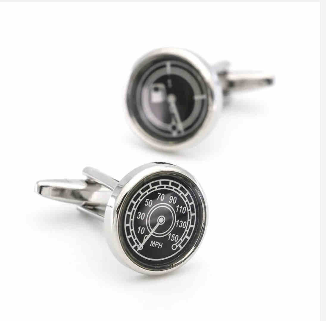 rexcessories's tweet photo. Don’t Get Gassed
-
-
-Shop Accessories Fit For Kings at https://t.co/CXFLTHt8D4 

#MensFashion #MenAccessories #BlackOwnedBusiness #Cufflinks #Fashion 

https://t.co/zn16kkvDVW https://t.co/hQfMtJISnt