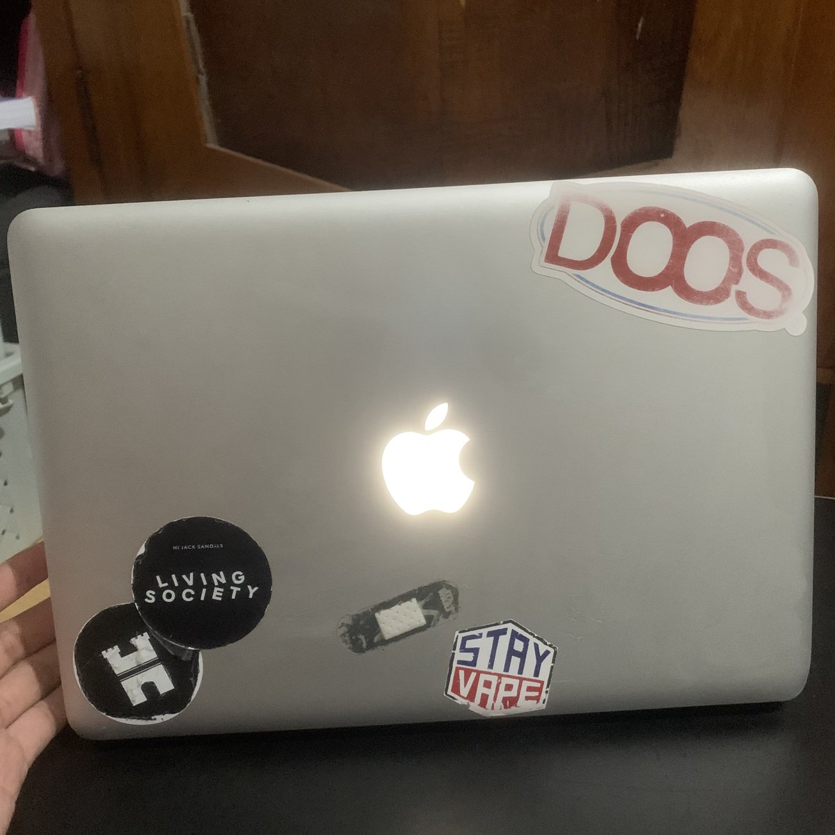 rakalifazza's tweet image. WTS Macbook pro md101 mid 2012, bekas pemakaian pribadi, lokasi bandung kota

Info lebih lanjut bisa DM
#MacbookSecond #Macbook