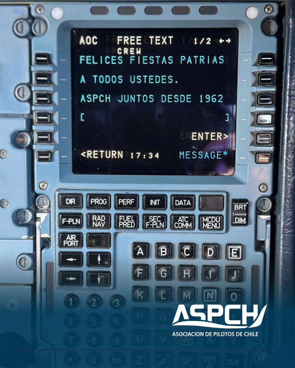 pilotosASPCH's tweet photo. Como @pilotosASPCH ✈️🚁🇨🇱 gradecemos profundamente su confianza y apoyo a lo largo de estas décadas y les enviamos un afectuoso saludo, deseándoles un tiempo de alegría y reflexión en compañía de sus seres queridos ¡Felices #FiestasPatrias! #ASPCH https://t.co/uzke9gFTRq